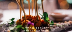 roundroom_food_small_res-55